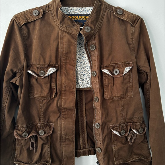 Y2K Vintage Woolrich Women's Brown Jacket w/ Lace Details and Floral Lining - Picture 2 of 6